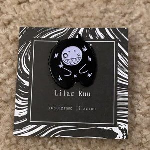 Fluffy Boi enamel pin